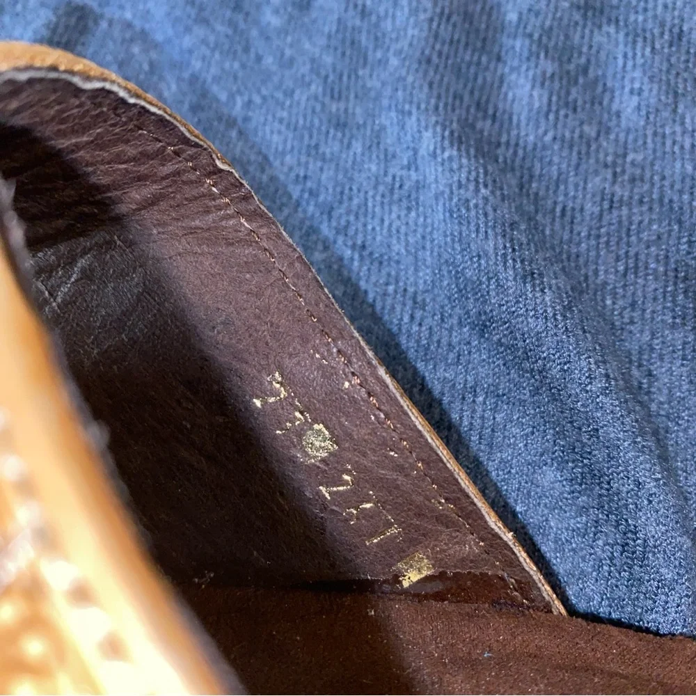 Brand New w/o box size 6 hand tooled genuine leather sandals with gold buckles. - Picture 5 of 7